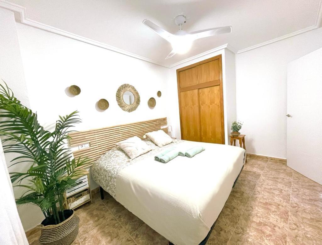 Apartamento Azzurro Appartement Torrevieja Buitenkant foto
